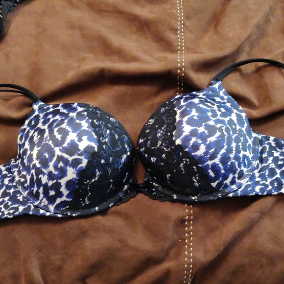 Push up 34 D - Picture 1 of 2